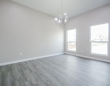 12328 N Chestnut Hills Drive - Photo Thumbnail 7