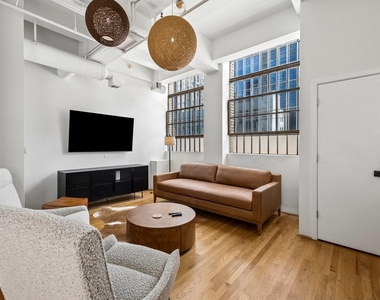 705 Main Street - Photo Thumbnail 2