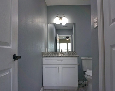 3411 Providence Street - Photo Thumbnail 7