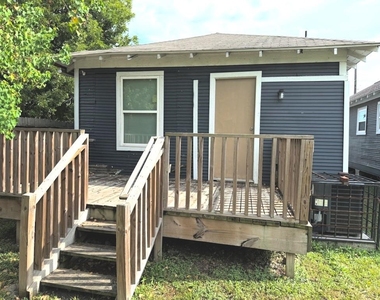 3411 Providence Street - Photo Thumbnail 16