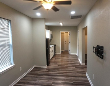3411 Providence Street - Photo Thumbnail 2
