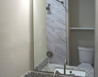 3411 Providence Street - Photo Thumbnail 14