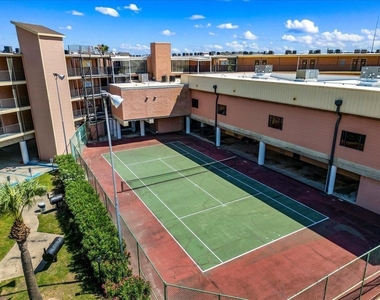 6300 Seawall Boulevard - Photo Thumbnail 13