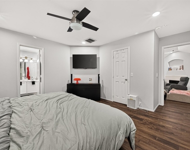 2806 Bison Bluff - Photo Thumbnail 38