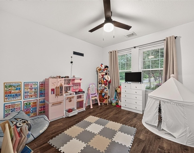 2806 Bison Bluff - Photo Thumbnail 8