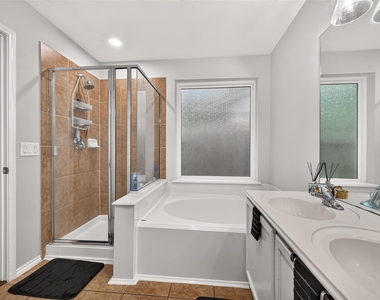 2806 Bison Bluff - Photo Thumbnail 43