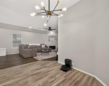 2806 Bison Bluff - Photo Thumbnail 28