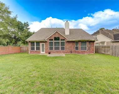 4702 Lawton Bend Lane - Photo Thumbnail 18