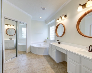 4702 Lawton Bend Lane - Photo Thumbnail 8
