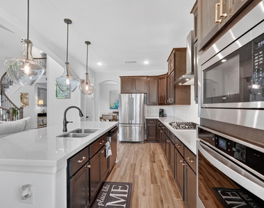 449 Devlin Shores Drive - Photo Thumbnail 16