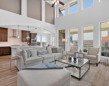 449 Devlin Shores Drive - Photo Thumbnail 11