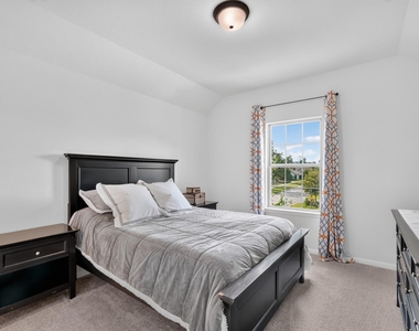 449 Devlin Shores Drive - Photo Thumbnail 26