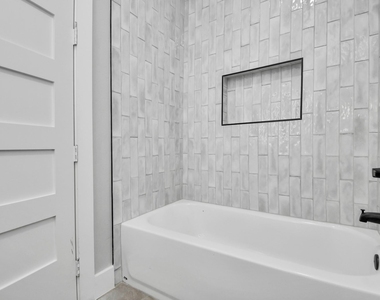 1320 Eberhard Street - Photo Thumbnail 5
