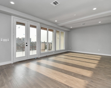 1320 Eberhard Street - Photo Thumbnail 38