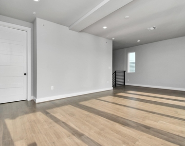 1320 Eberhard Street - Photo Thumbnail 40