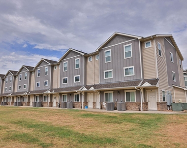 21155 Gosling Road - Photo Thumbnail 21
