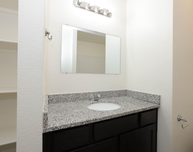 21155 Gosling Road - Photo Thumbnail 12