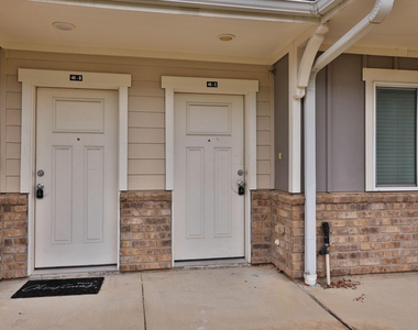 21155 Gosling Road - Photo Thumbnail 2