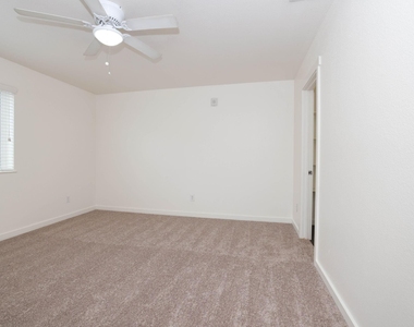 21155 Gosling Road - Photo Thumbnail 10