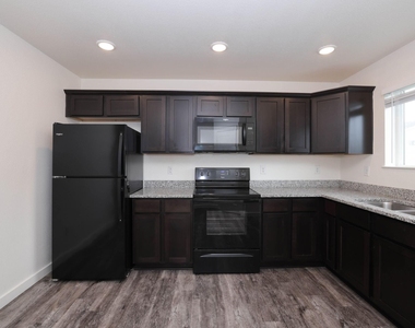 21155 Gosling Road - Photo Thumbnail 6