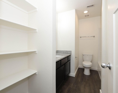 21155 Gosling Road - Photo Thumbnail 11