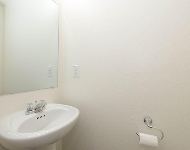 21155 Gosling Road - Photo Thumbnail 9