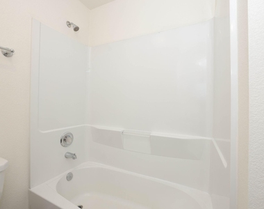 21155 Gosling Road - Photo Thumbnail 13