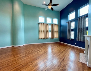5901 Fairdale Lane - Photo Thumbnail 13