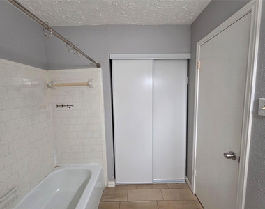 1614 Brickarbor Drive - Photo Thumbnail 25