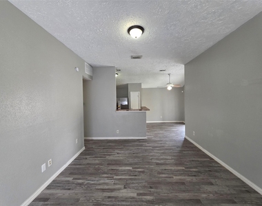 1614 Brickarbor Drive - Photo Thumbnail 6