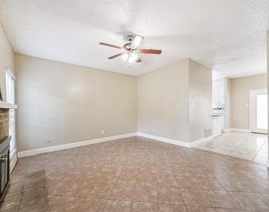 12500 Brookglade Circle - Photo Thumbnail 10