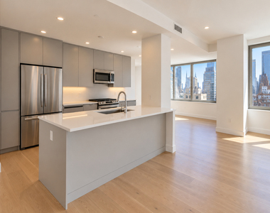260 West 54th Street - Photo Thumbnail 4