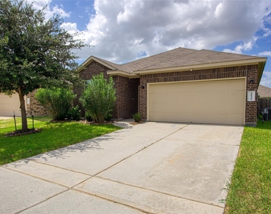 20926 Corisande Street - Photo Thumbnail 1