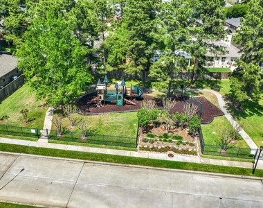 13910 Sac Court - Photo Thumbnail 21