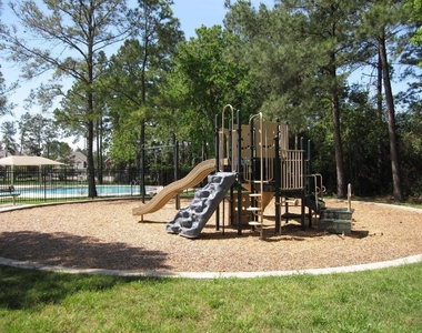 13910 Sac Court - Photo Thumbnail 25
