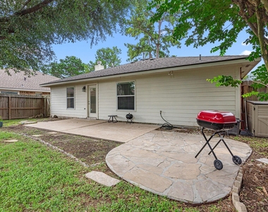 13910 Sac Court - Photo Thumbnail 19