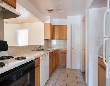 1237 Lovett Street - Photo Thumbnail 5