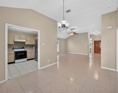 5046 Shadowdale Drive - Photo Thumbnail 7