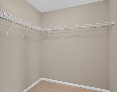 5046 Shadowdale Drive - Photo Thumbnail 15