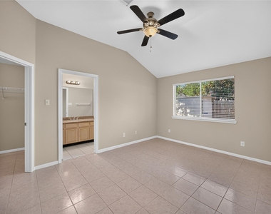 5046 Shadowdale Drive - Photo Thumbnail 12