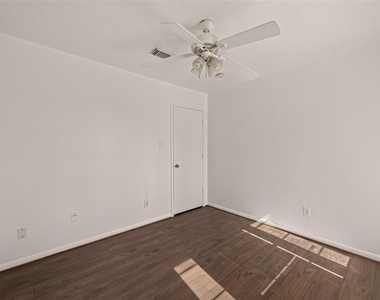 6515 Amberfield Lane - Photo Thumbnail 27