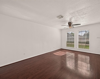 6515 Amberfield Lane - Photo Thumbnail 7