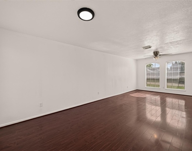 6515 Amberfield Lane - Photo Thumbnail 8