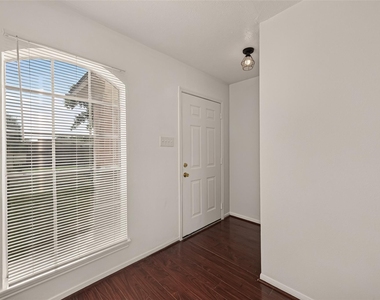 6515 Amberfield Lane - Photo Thumbnail 3