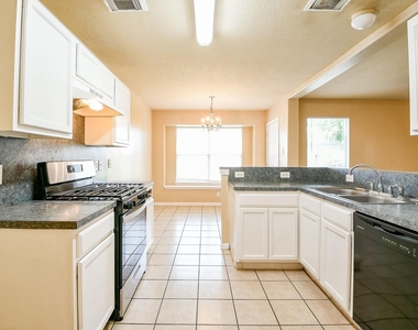 2643 Kiplands Court - Photo Thumbnail 13
