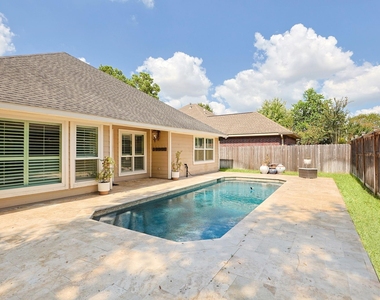 17510 Forest Vine Court - Photo Thumbnail 30