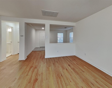 17127 Westminster Village Court - Photo Thumbnail 3