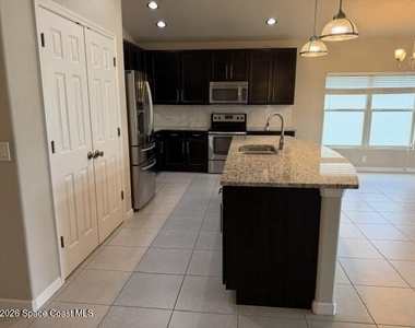 3575 Tabitha Court - Photo Thumbnail 5