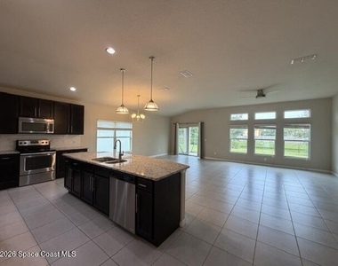 3575 Tabitha Court - Photo Thumbnail 2