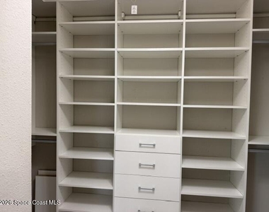 3575 Tabitha Court - Photo Thumbnail 17